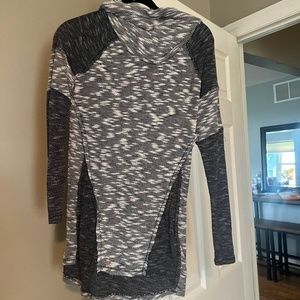 Leigh weight sweater